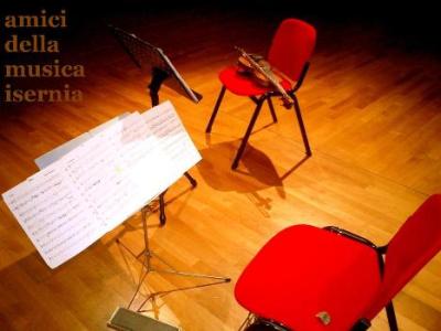 aaa_amici_musica_foto_home.JPG (18530 byte)