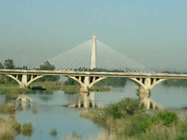 badajoz.2004.031.JPG (82197 byte)