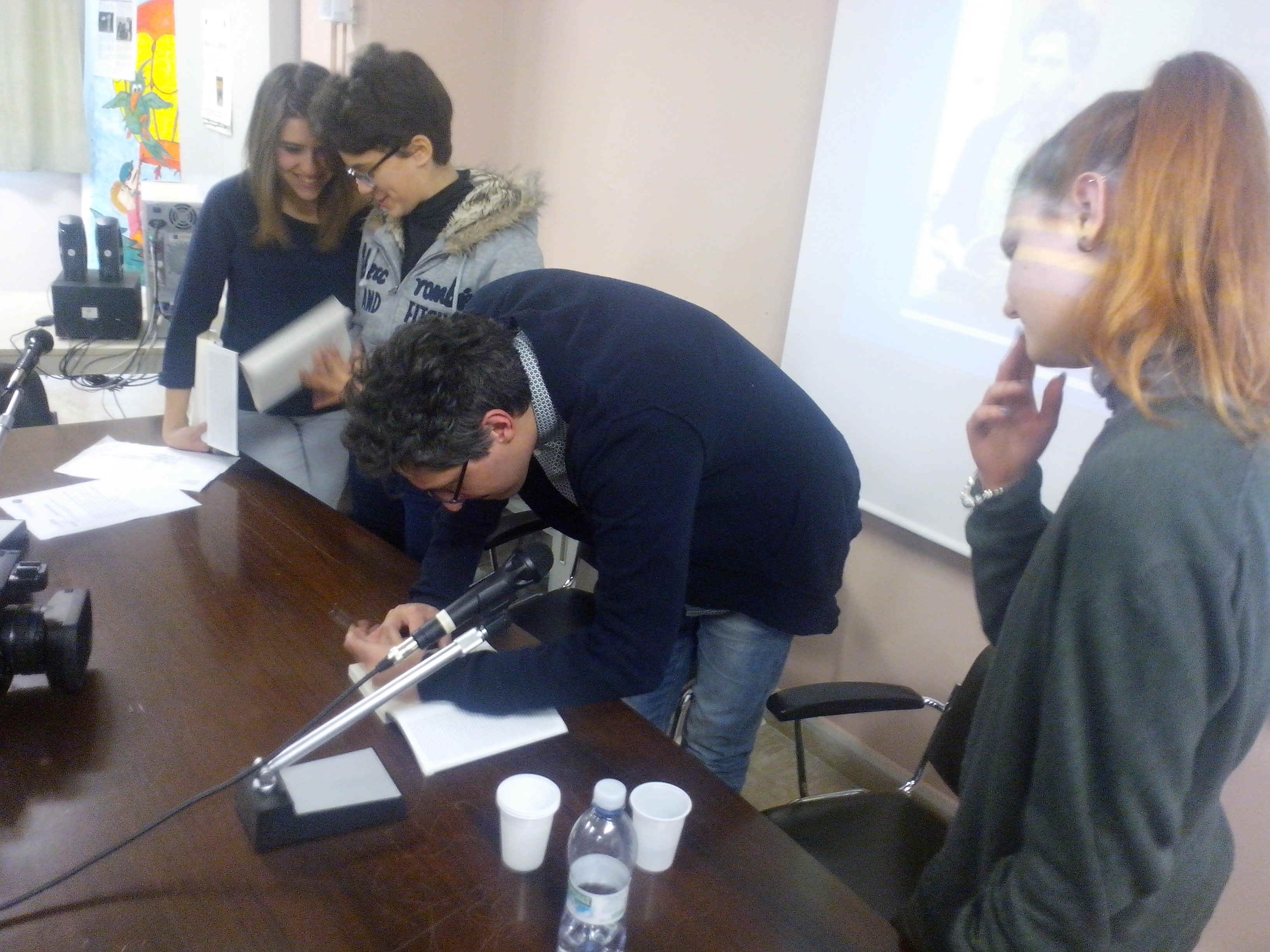 Letture Effervescenti Incontro con Andrea Gentile