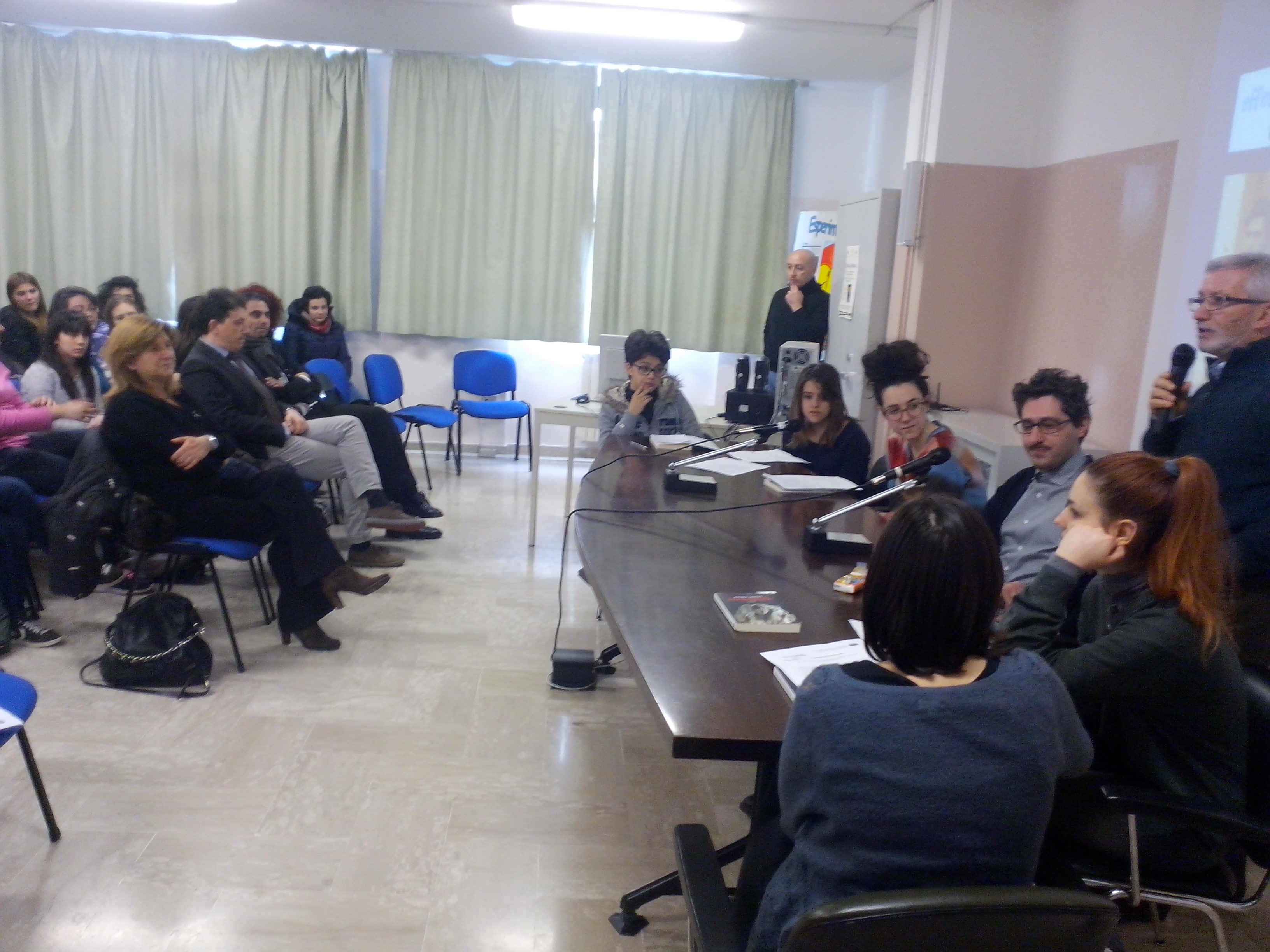 Letture Effervescenti Incontro con Andrea Gentile