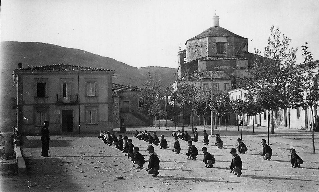 Sessano Archivio Giovanni Petrollini