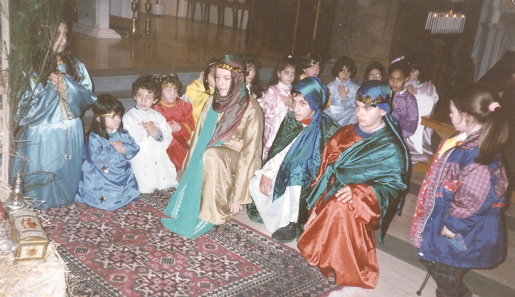 Suore francescane angeline - Sessano - Presepe vivente e altre recite