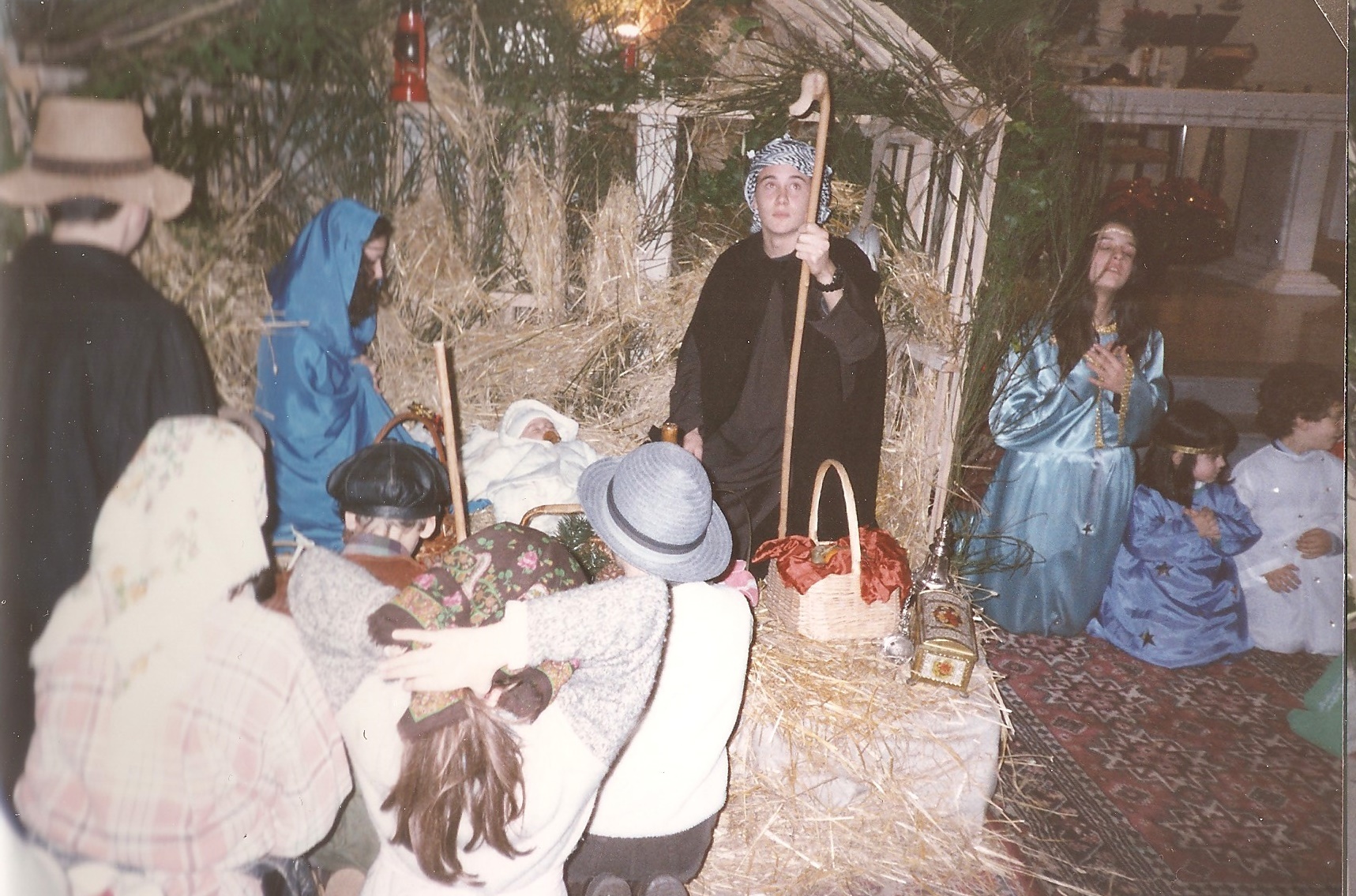 Suore francescane angeline - Sessano - Presepe vivente e altre recite