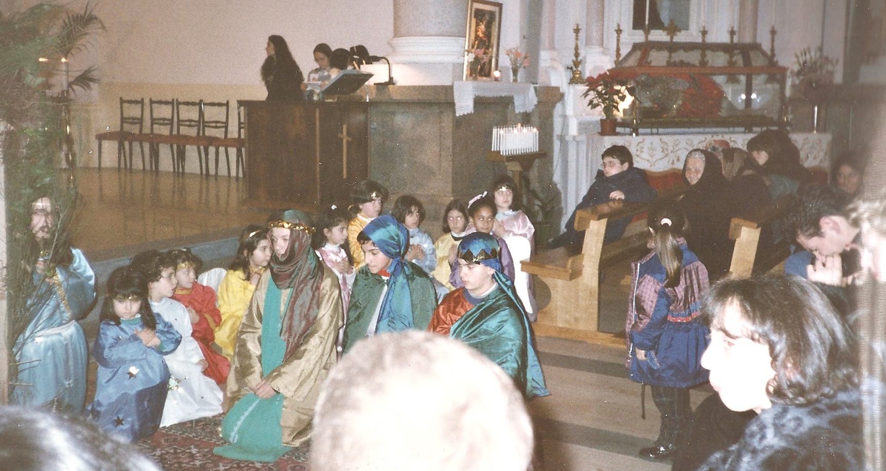 Suore francescane angeline - Sessano - Presepe vivente e altre recite
