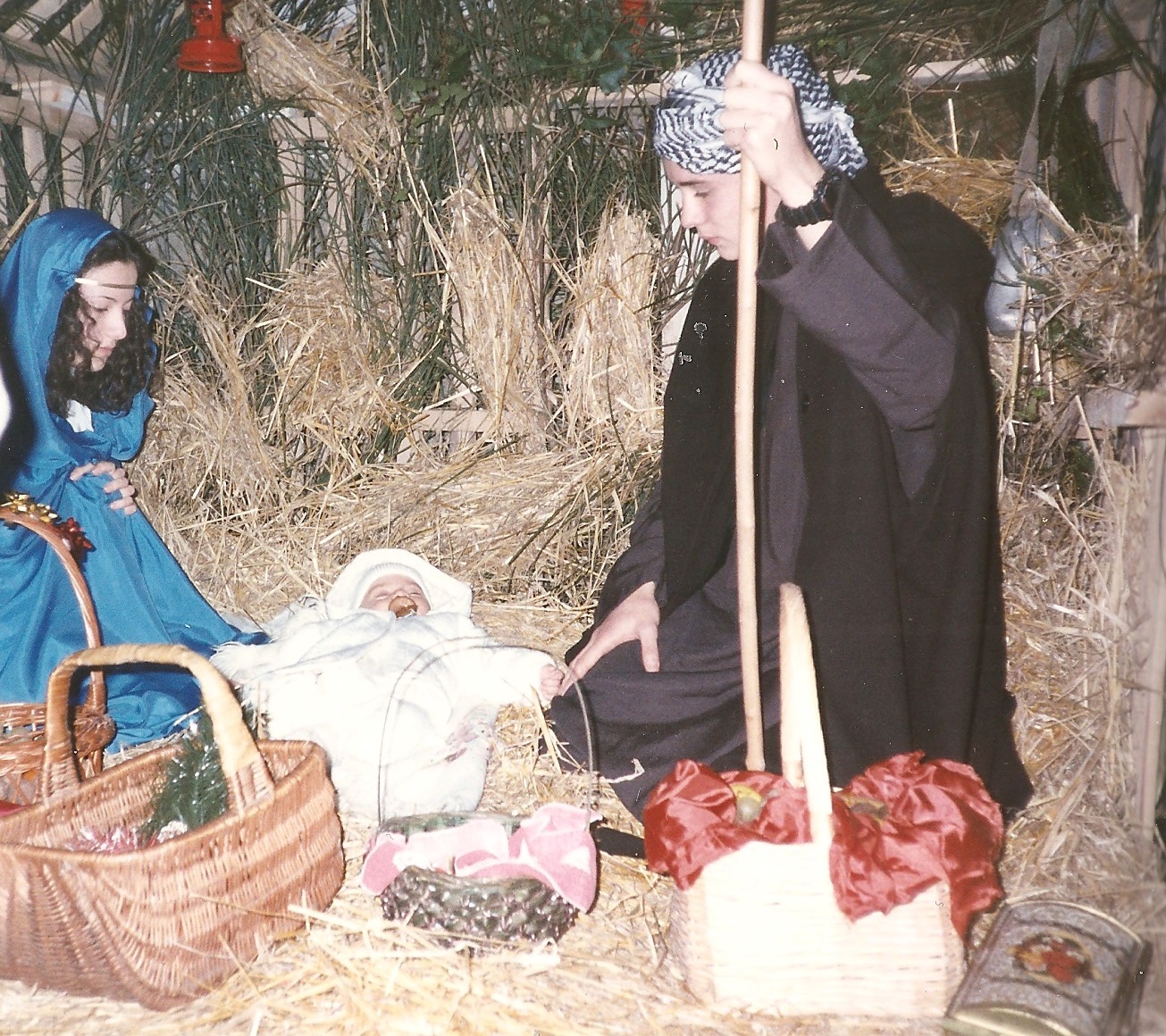 Suore francescane angeline - Sessano - Presepe vivente e altre recite