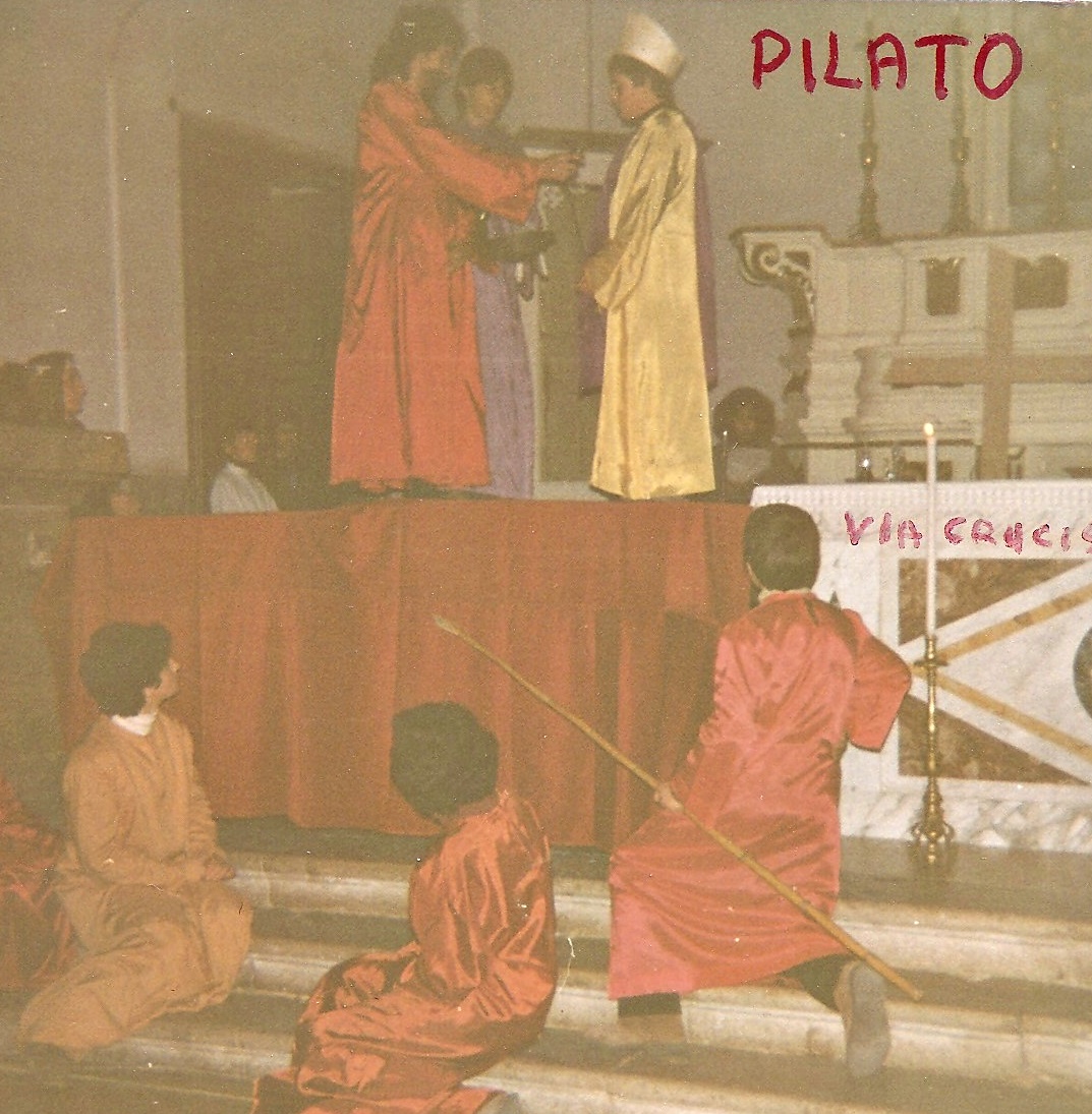 Suore francescane angeline - Sessano - Presepe vivente e altre recite