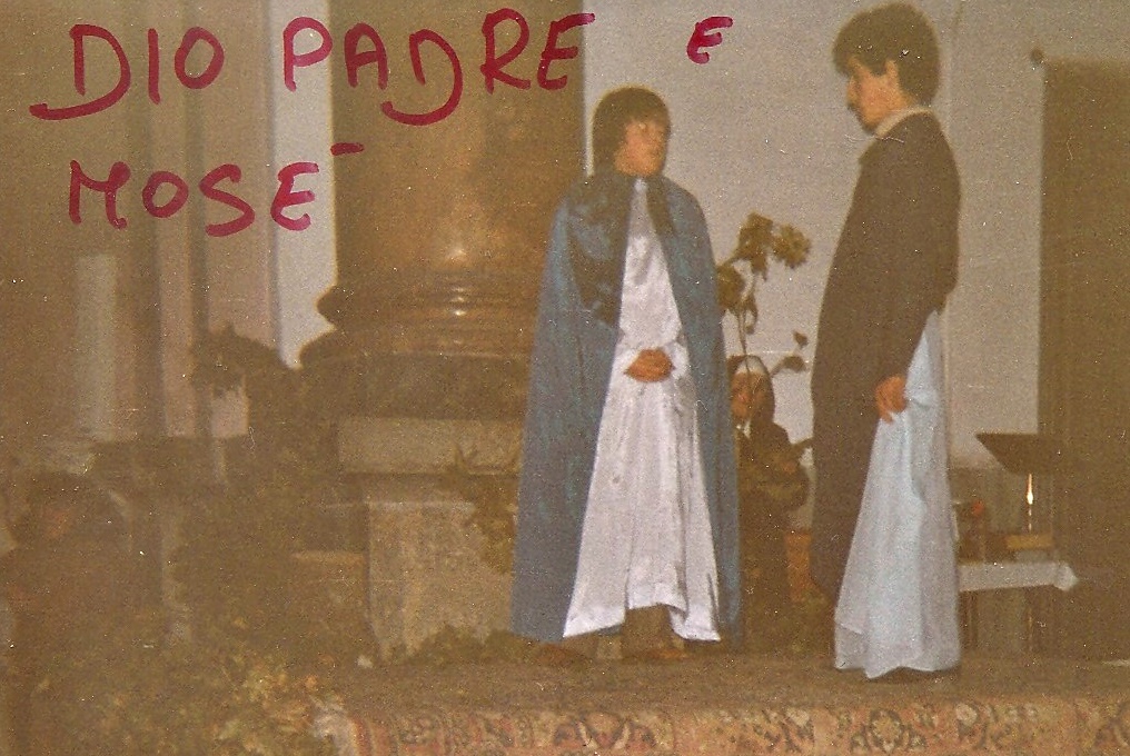 Suore francescane angeline - Sessano - Presepe vivente e altre recite