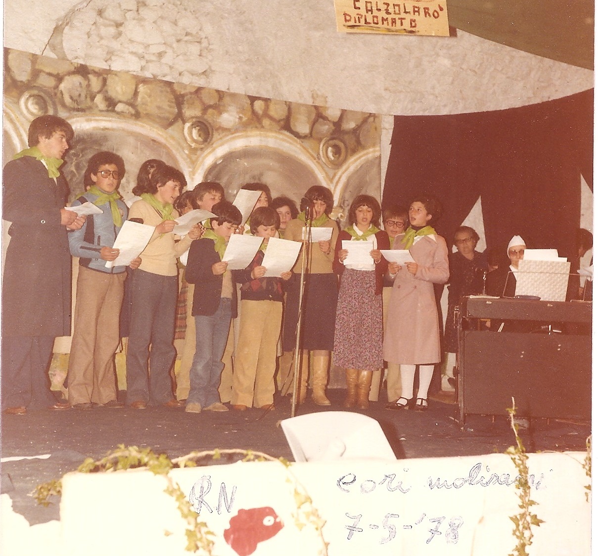 Suore francescane angeline - Sessano - Presepe vivente e altre recite