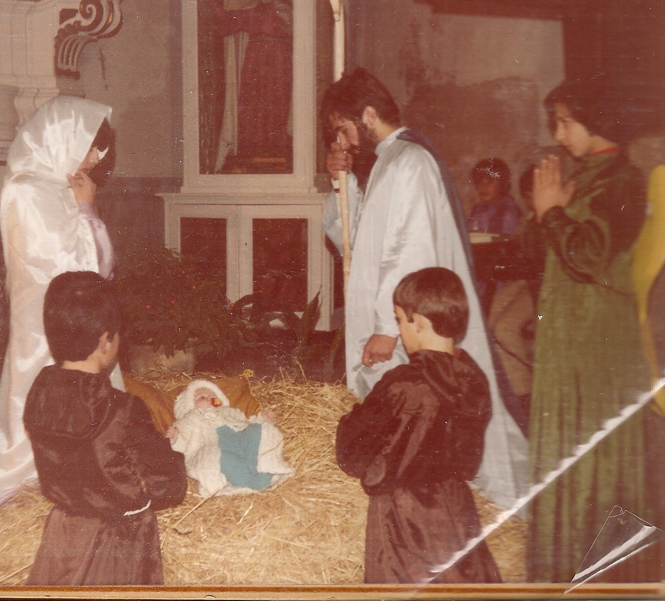 Suore francescane angeline - Sessano - Presepe vivente e altre recite
