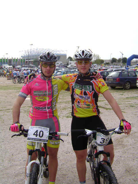 bici_090426.jpg (140387 byte)