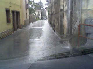 degrado_via_roma_090600.jpg (14821 byte)