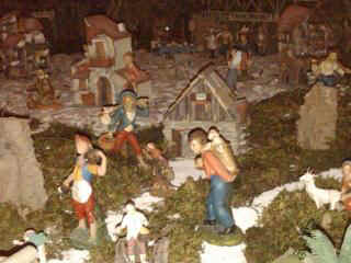 presepe_federico_2009 (8).jpg (19282 byte)