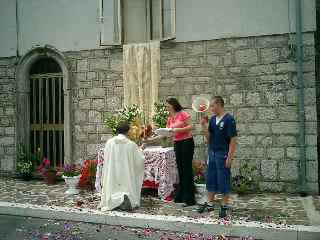 sessano_processione060618 (23).JPG (44514 byte)
